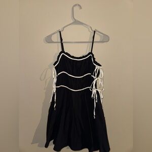 Cute B&W mini dress with bow ties!